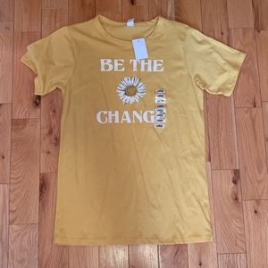 NWT Women’s Flower Shirt